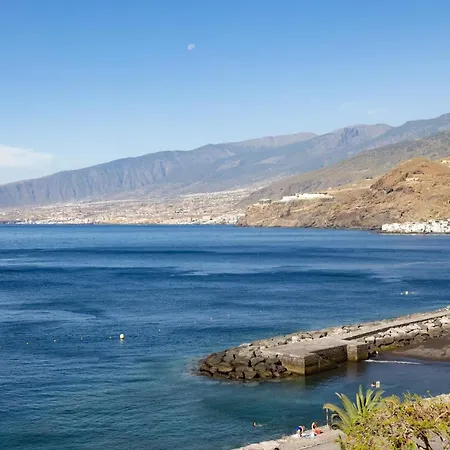 Home2book Comfy Beachfront Appartement Radazul
