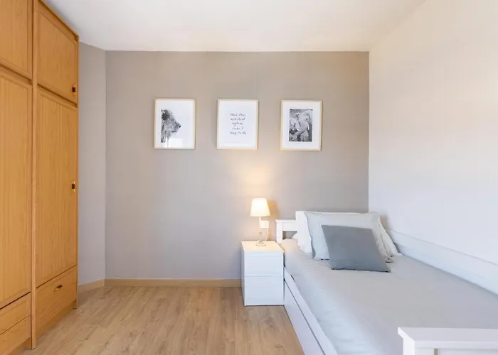 Home2book Comfy Beachfront Apartmán