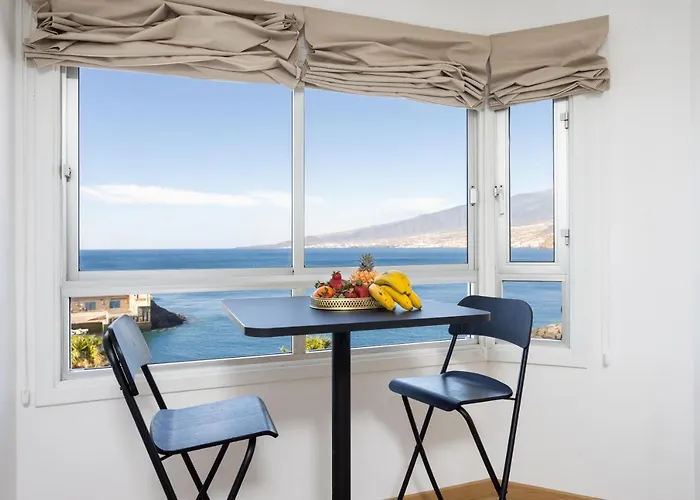 Home2book Comfy Beachfront Apartmán *
