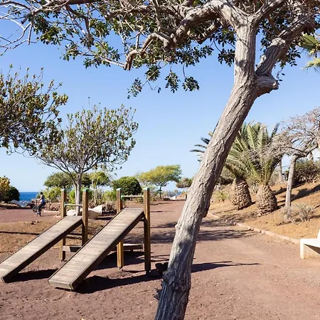 Apartment Home2book Comfy Beachfront *