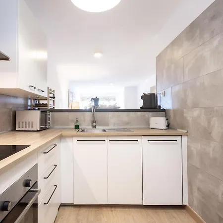 Apartment Home2book Comfy Beachfront *
