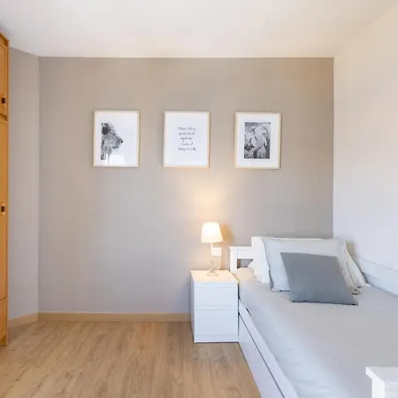 Home2book Comfy Beachfront Apartment