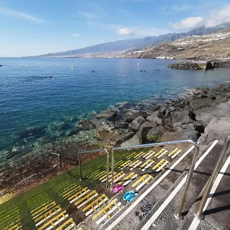 Apartment Home2book Comfy Beachfront Radazul